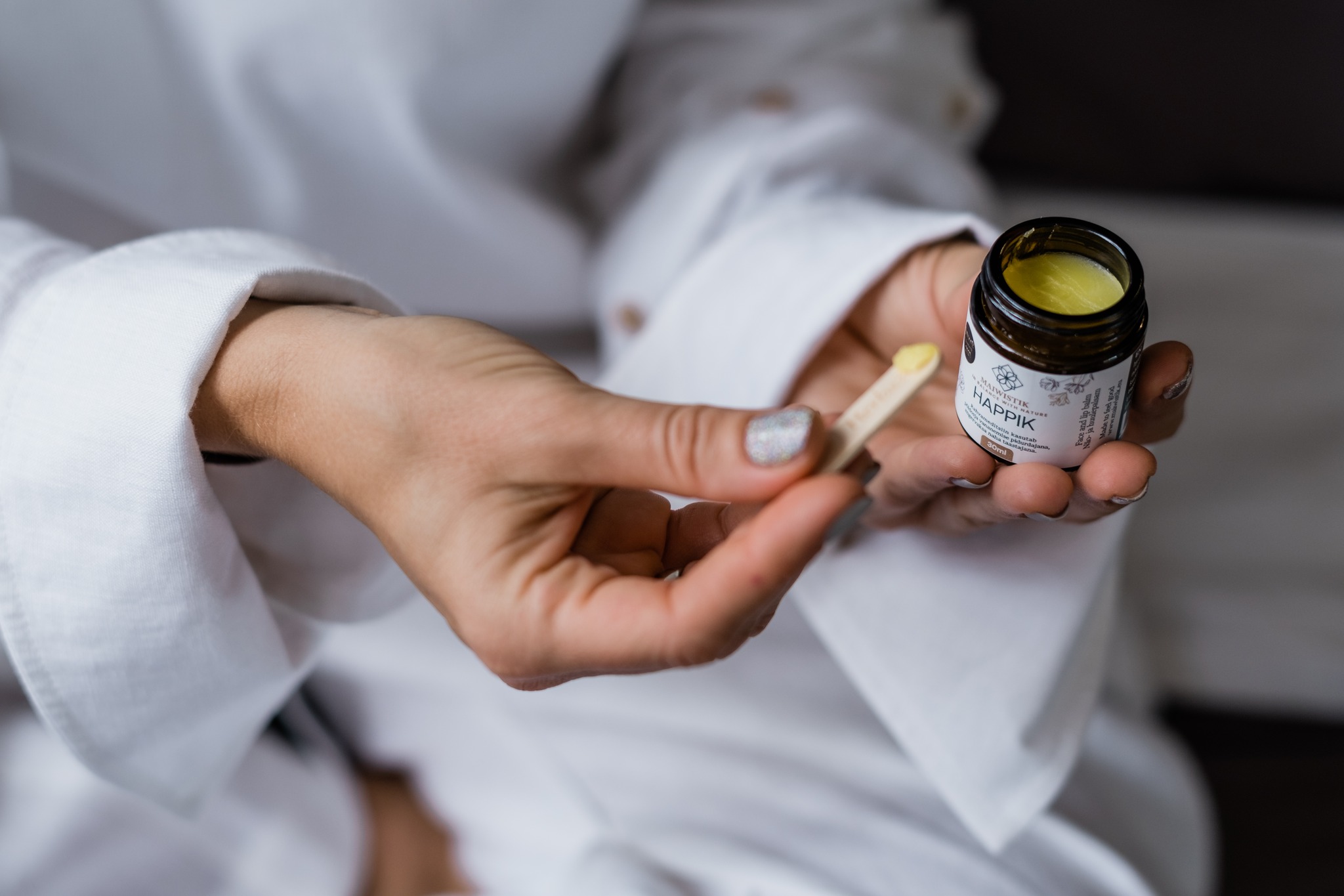 302559547_479645570835353_5176316482321271634_n-1.jpg HAPPIK Rejuvenating Face Balm 30ml - imagine 1