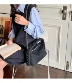 Women's Handbag Twisting Crossbody Bag Flap Tote Spring New Jeans Retro Shoulder Bag - imagine 4