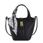 Women's Bag New Lychee Pattern Shoulder Bag Silk Scarf Shoulder Bag Female Small Fresh Messenger Bag Lock Buckle Bucket Bag - imagine 4