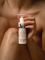 Intimate Wash Gel with Chamomile, Aloe, and AHA, pH 4.5 - imagine 5