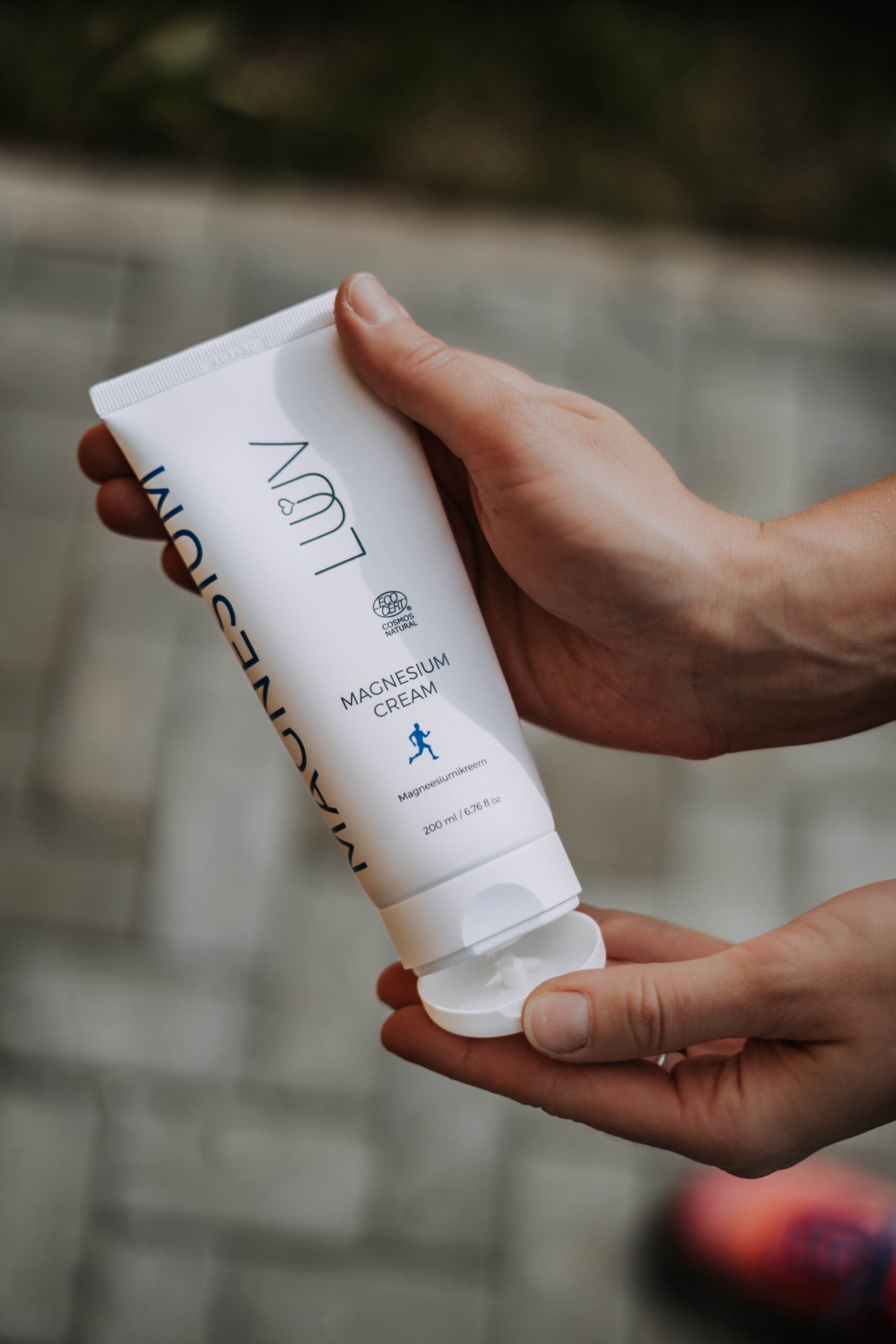 magnesium-cream-cosmos-200ml-0c555ac4-1.jpg Magnesium Cream COSMOS, 200ml - imagine 1