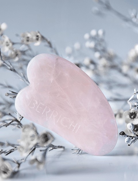 rose-quartz-gua-sha-massage-crystal-146011a1.jpg Rose Quartz Gua Sha Massage Crystal - imagine 1
