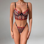Women's Sexy Lace Underwear Heart-Shaped Beautiful Embroidery Mesh Steel Ring Gathered Bra Set - imagine 3