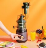 Juicing With Multi-function Separator - imagine 5